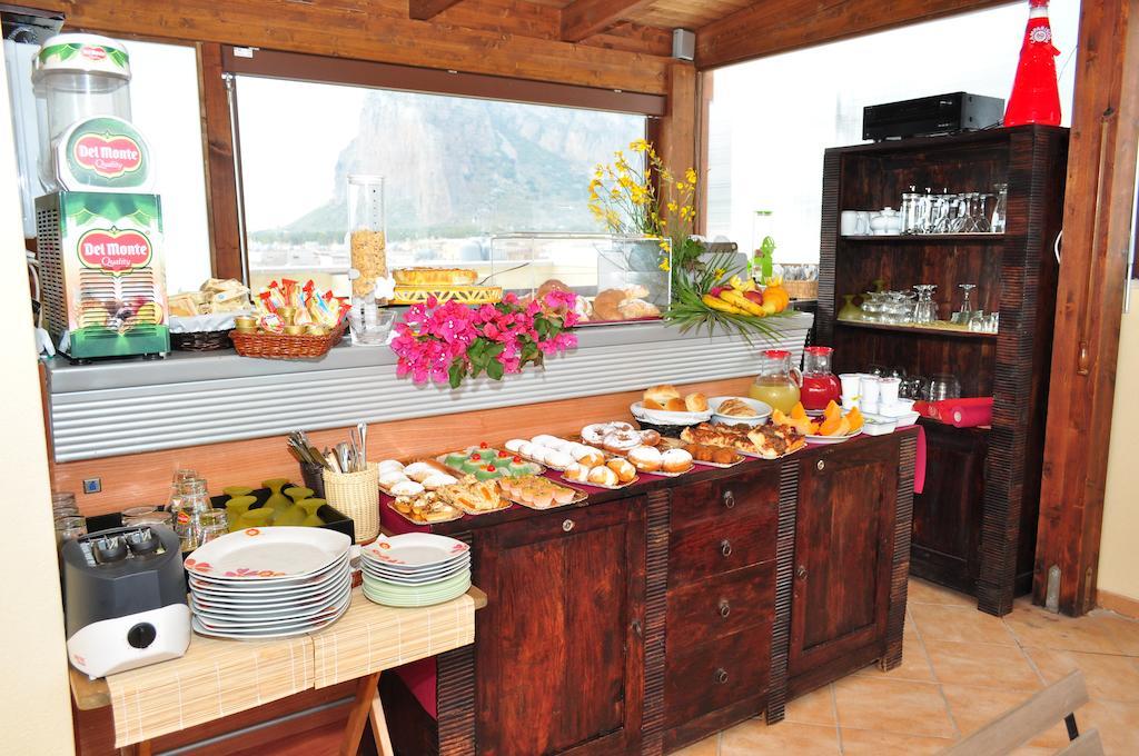 Rooms And Breakfast Zefiro ซานวิโต โลคาโป ภายนอก รูปภาพ