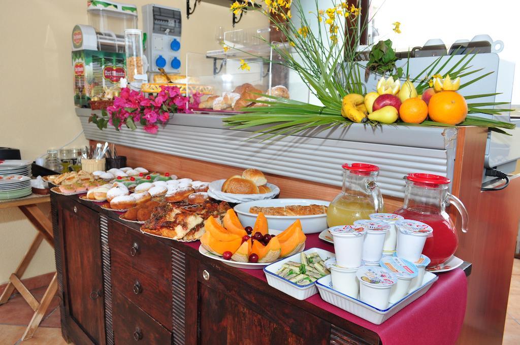 Rooms And Breakfast Zefiro ซานวิโต โลคาโป ภายนอก รูปภาพ
