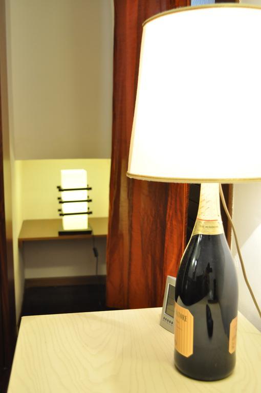 Rooms And Breakfast Zefiro ซานวิโต โลคาโป ห้อง รูปภาพ