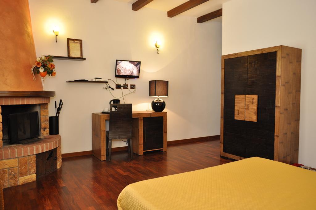 Rooms And Breakfast Zefiro ซานวิโต โลคาโป ภายนอก รูปภาพ