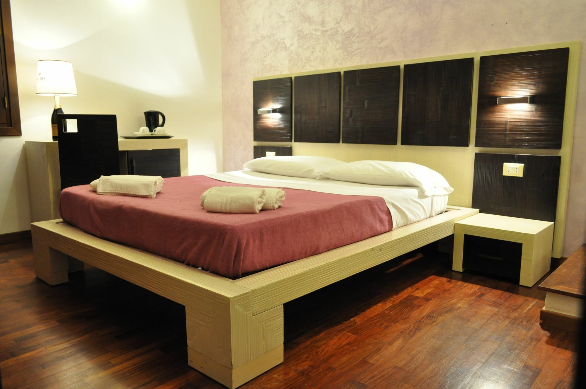 Rooms And Breakfast Zefiro ซานวิโต โลคาโป ภายนอก รูปภาพ